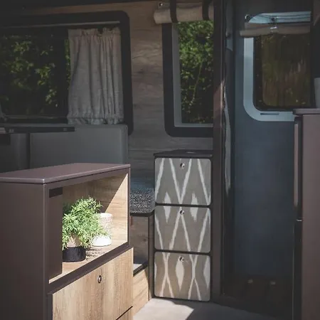 Nomadism Bordeaux-Pessac 营地 佩萨克